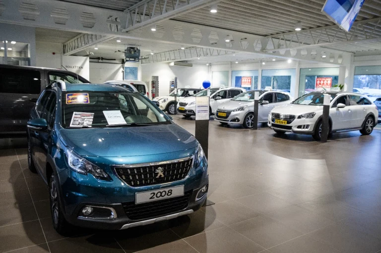 CBS omzetontwikkeling in auto en motorbranche blijft positief